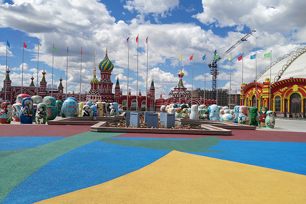 主题乐园彩色砾石聚合物艺术地面标准施工技术方案